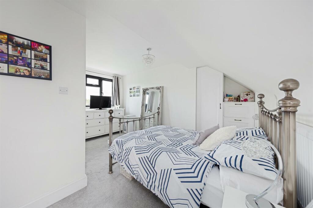 Additional image 11 of Birkbeck Road, Beckenham