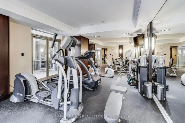 Additional image 38 of 68 Yorkville Ave Unit 1002