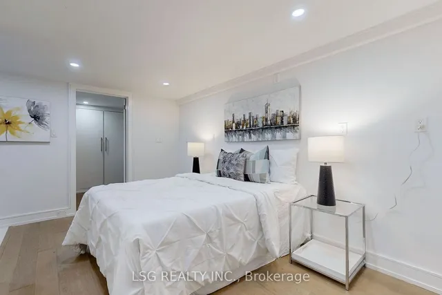 Additional image 34 of 868 Shaw St