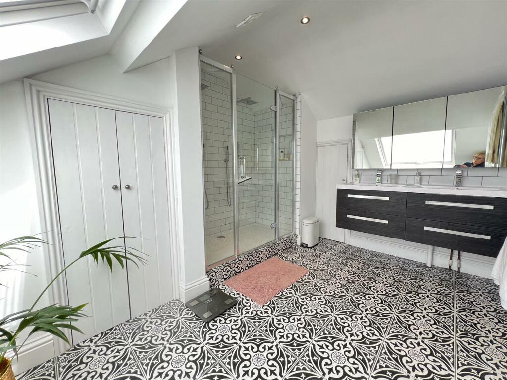 Additional image 35 of Cemetery Road, Aberdare