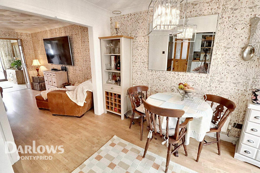 Additional image 7 of Ynys Hir, Pontypridd