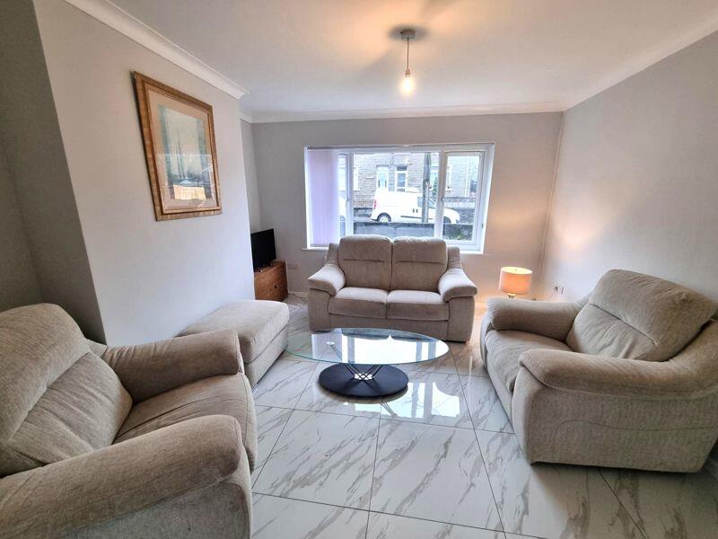 Additional image 3 of Ffaldcaiach, Treharris