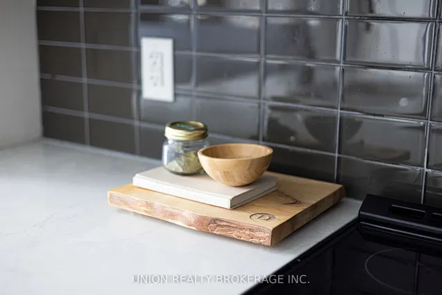 Additional image 18 of 33 Bay St Unit 2903