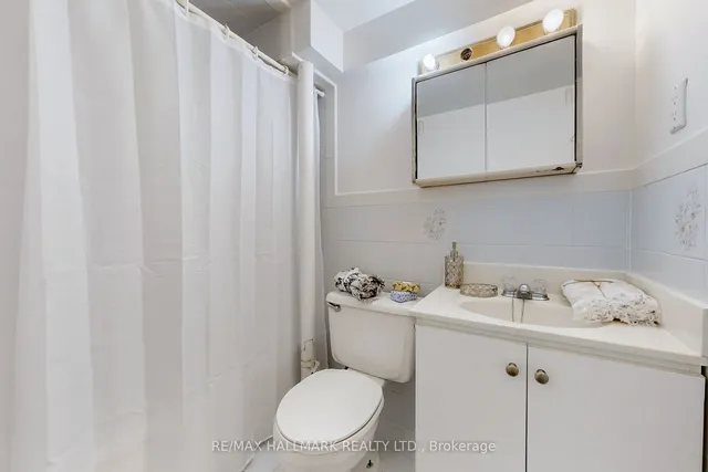 Additional image 30 of 114 Benjamin Blvd