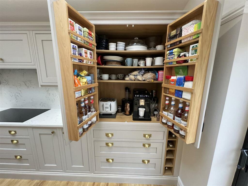 Additional image 9 of Dee Park Road, Gayton, Wirral