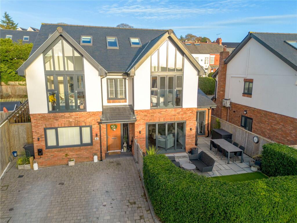 Thurstaston Road, Lower Heswall, Wirral