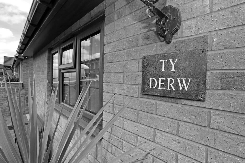 Additional image 4 of Danylan Road, Pontypridd, CF37