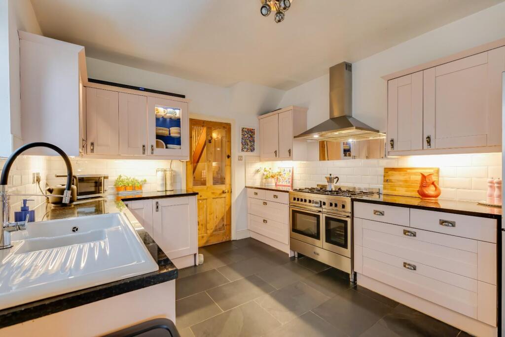 Additional image 9 of 171 Stanwell Road, Penarth, CF64 3LN
