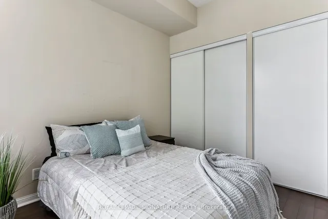 Additional image 21 of 230 Queens Quay Unit 1119