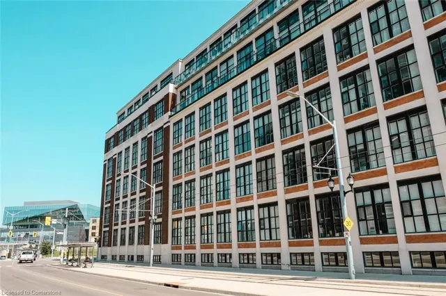 Additional image 20 of 410 King St Unit 412