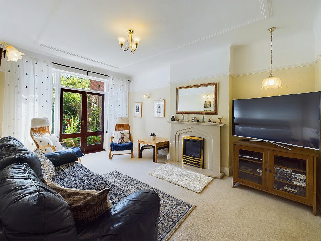 Additional image 4 of Oakfield Drive, Upton-By-Chester, Chester, CH2