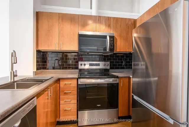 Additional image 6 of 410 King St Unit 603