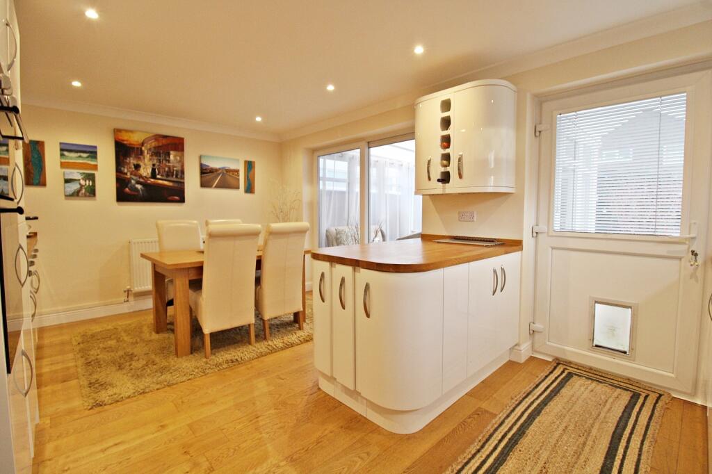 Additional image 8 of Campton Place, Beddau, Pontypridd, Rhondda Cynon Taff. CF38 2RT