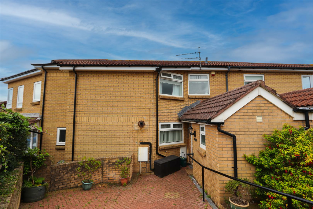 Additional image 13 of Glan-Y-Mor, Barry