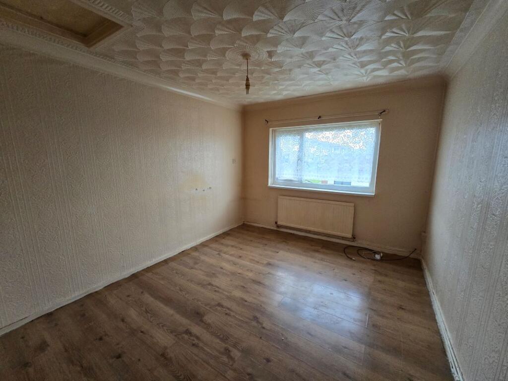 Additional image 5 of 52 Milton Place, Machen, Caerphilly, Mid Glamorgan, CF83 8TR