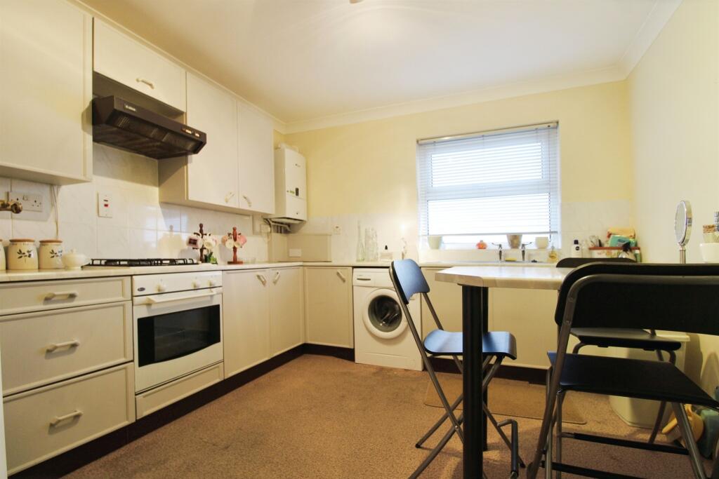 Additional image 4 of Albert Crescent, Penarth