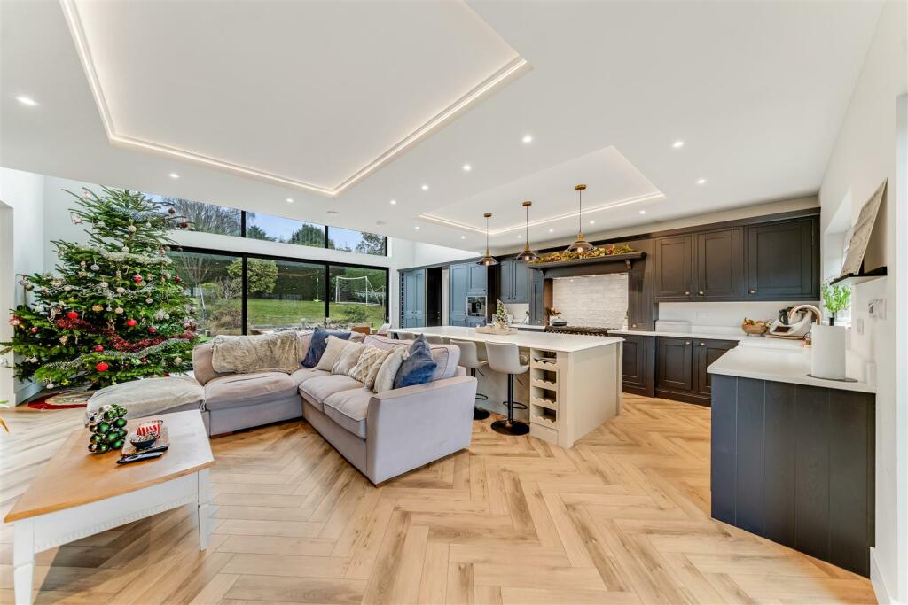 Additional image 2 of Oldfield Drive, Heswall, Wirral