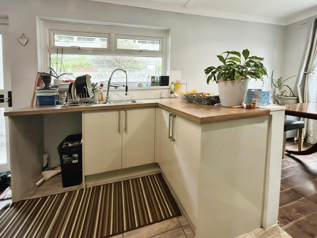 Additional image 9 of Glen View, Park Lane, Treharris