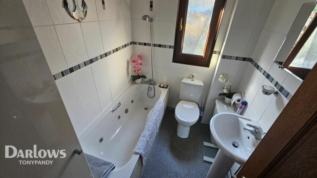 Additional image 29 of Ty Heb Enw Fenwick Street, Pontygwaith CF43