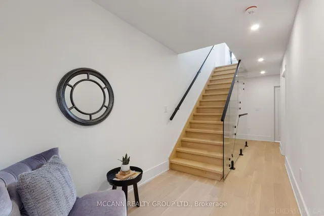 Additional image 25 of 141 Craighurst Ave