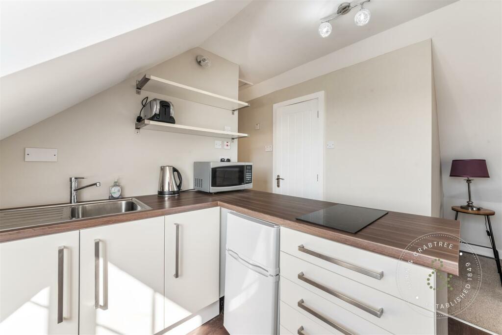 Additional image 48 of Pencoed Avenue, Pontypridd