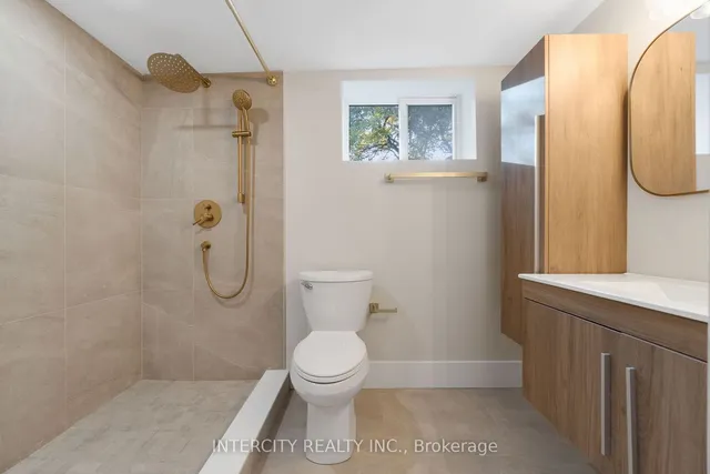 Additional image 16 of 560 Beach Blvd