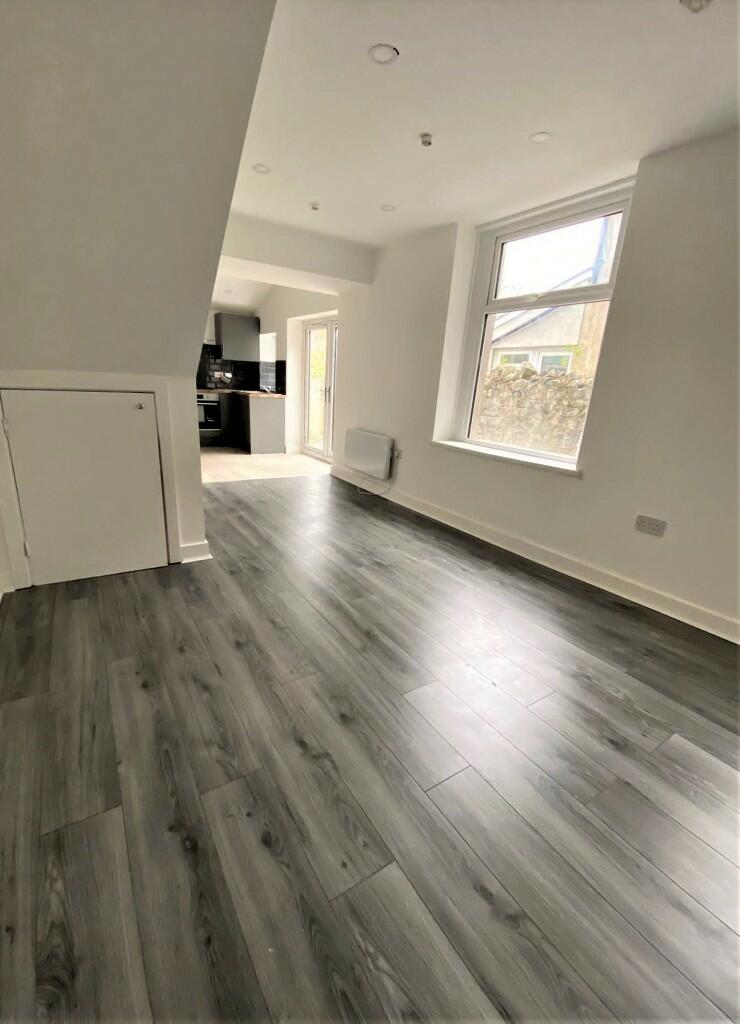 Additional image 4 of High Street, Barry, Vale Of Glamorgan, The, CF62