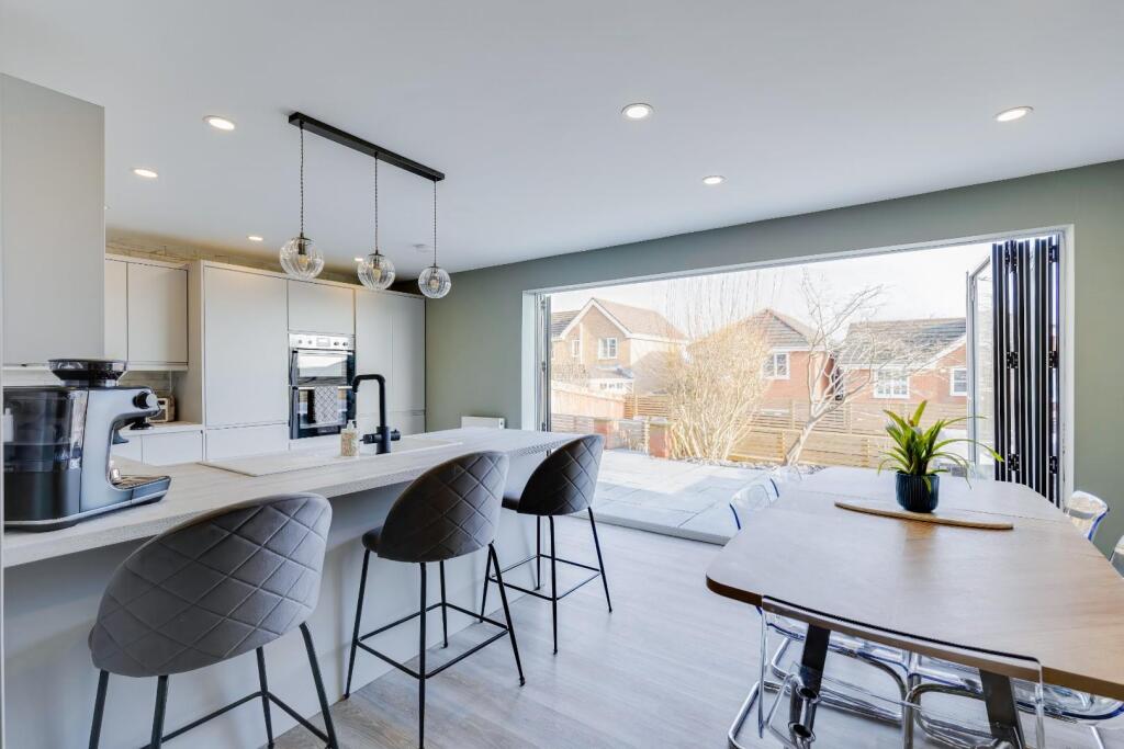 Additional image 4 of 11 Afal Sur, Barry, CF63 1FX