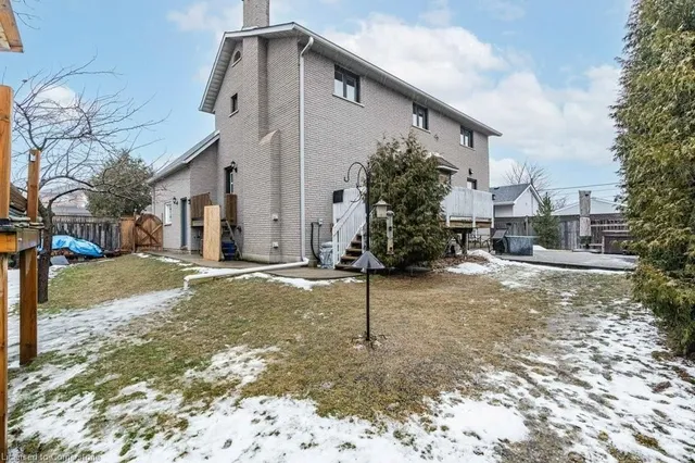 Additional image 45 of 116 Aubrey Ave