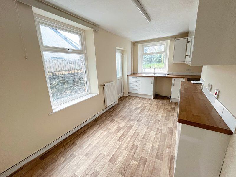 Additional image 11 of 32 Eastgate, Cowbridge, The Vale of Glamorgan, CF71 7DG