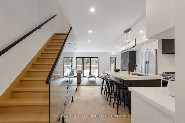 Additional image 6 of 141 Craighurst Ave