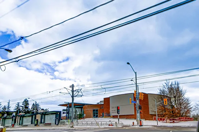 Additional image 28 of 10 Tobermory Dr Unit 1006