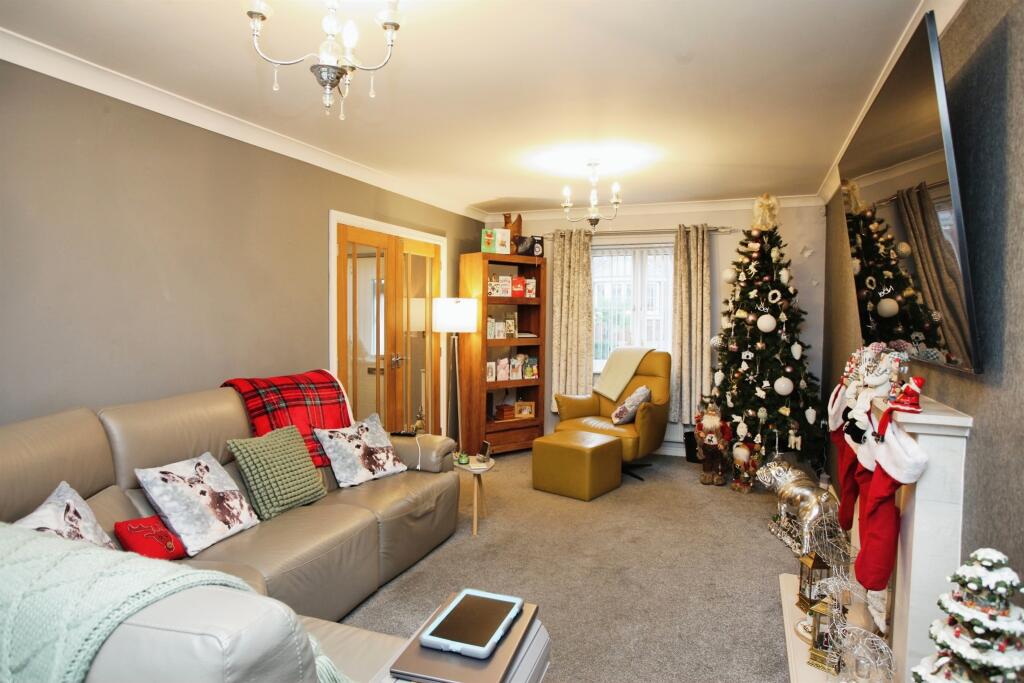 Additional image 4 of Meadowland Close, Caerphilly