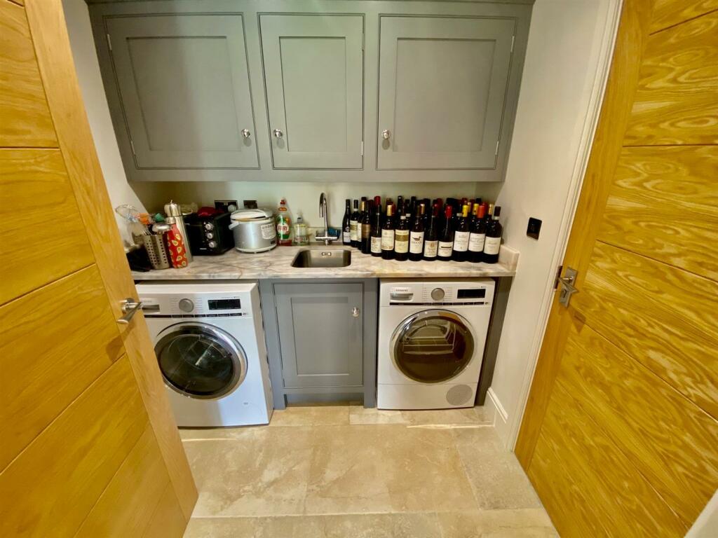 Additional image 28 of Belgrave Garden Mews, Pulford, Chester