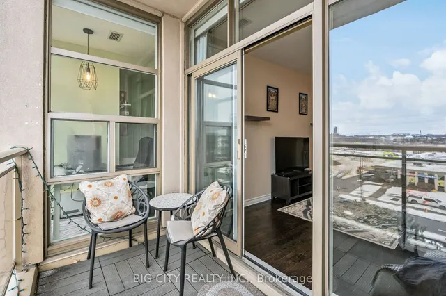 Additional image 17 of 1 Leaside Park Dr Unit 403