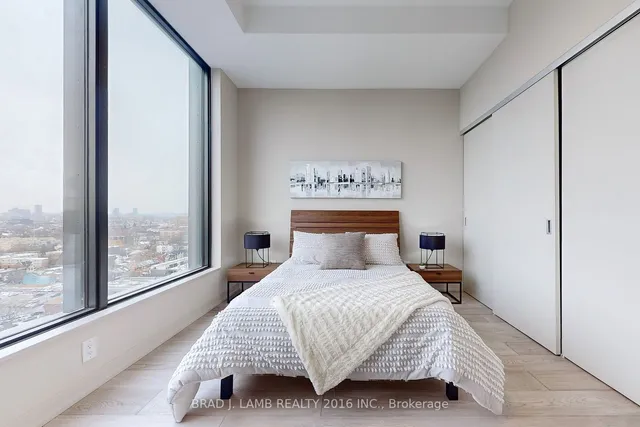 Additional image 25 of 458 Richmond St Unit 1702