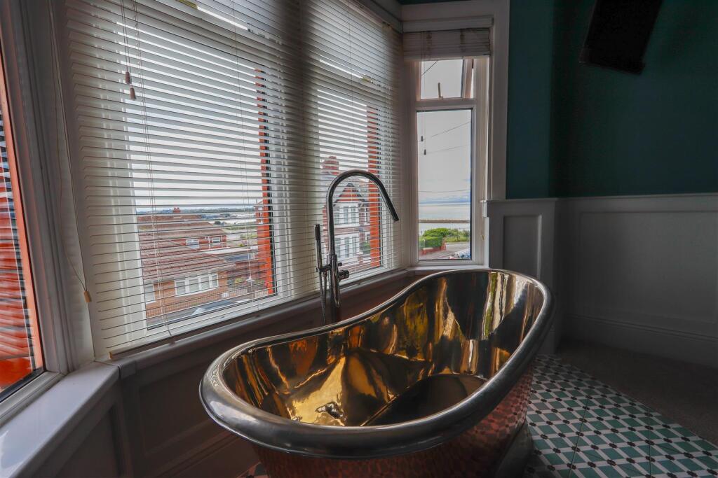 Additional image 11 of Redbrink Crescent, Barry