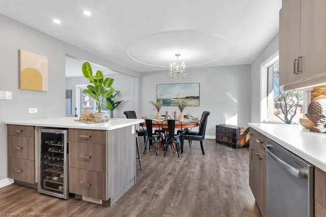 Additional image 8 of 11 Hickson Dr