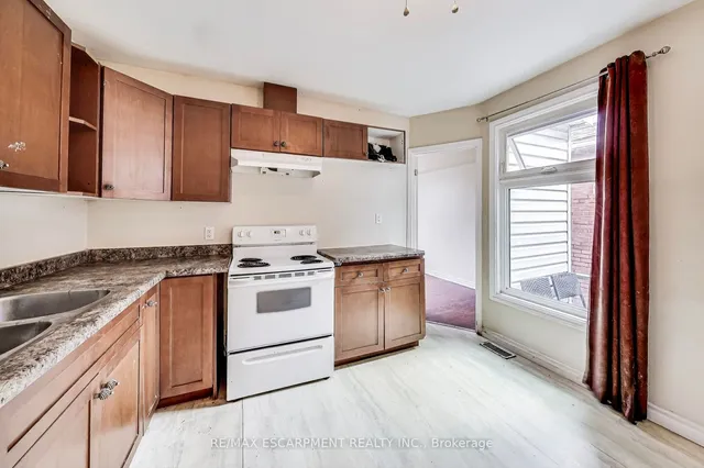 Additional image 6 of 208 EAST Ave