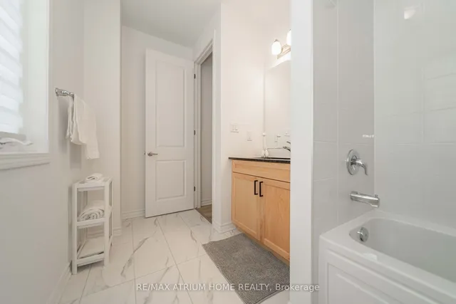 Additional image 21 of 1518 Moira Cres