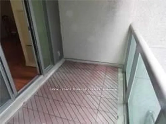 Additional image 9 of 30 Grand Trunk Cres Unit 503