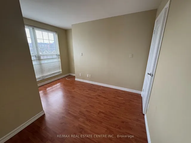 Additional image 15 of 135 James St Unit 302