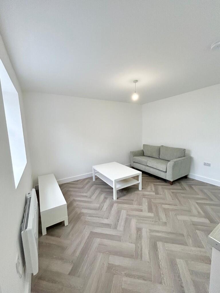 Additional image 7 of Claude Road, Cardiff(City), CF24