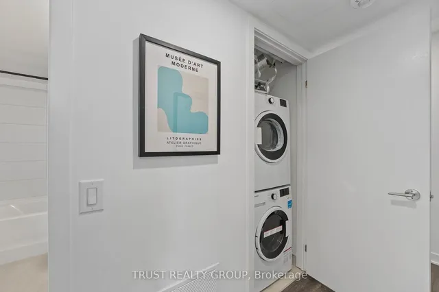 Additional image 10 of 10 Ed Clark Gdns Unit TH16