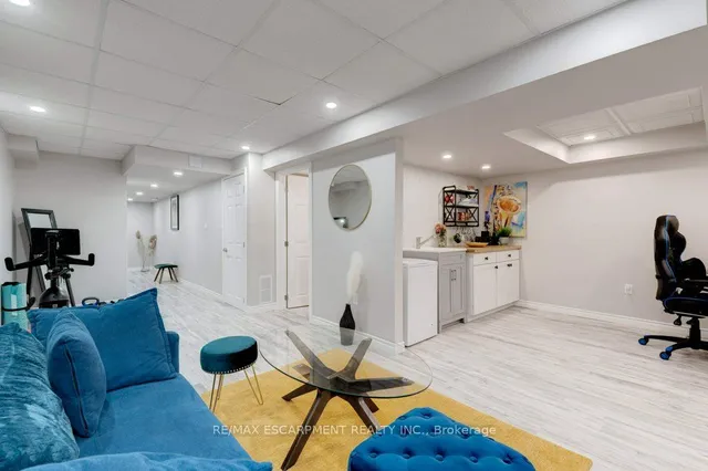 Additional image 35 of 98 SHOREVIEW Pl Unit 12