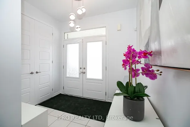 Additional image 28 of 612 Kennedy Circ