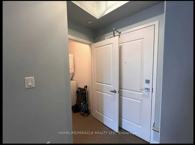 Additional image 11 of 125 Shoreview Pl Unit 210