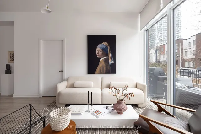 Additional image 3 of 30 Wyatt Ave