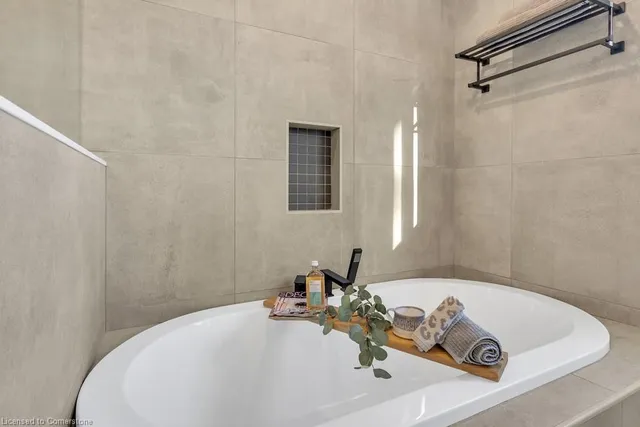 Additional image 19 of 11 Hickson Dr