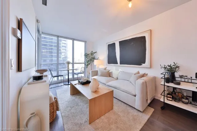 Additional image 6 of 9 Valhalla Inn Rd Unit 306